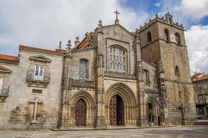 Kolping House Bed and Breakfast Lamego Esterno foto